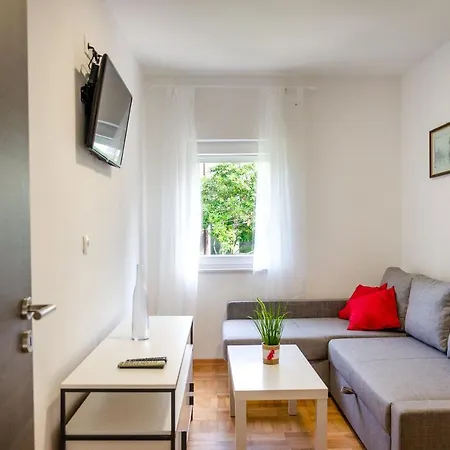Maar Apartament *
